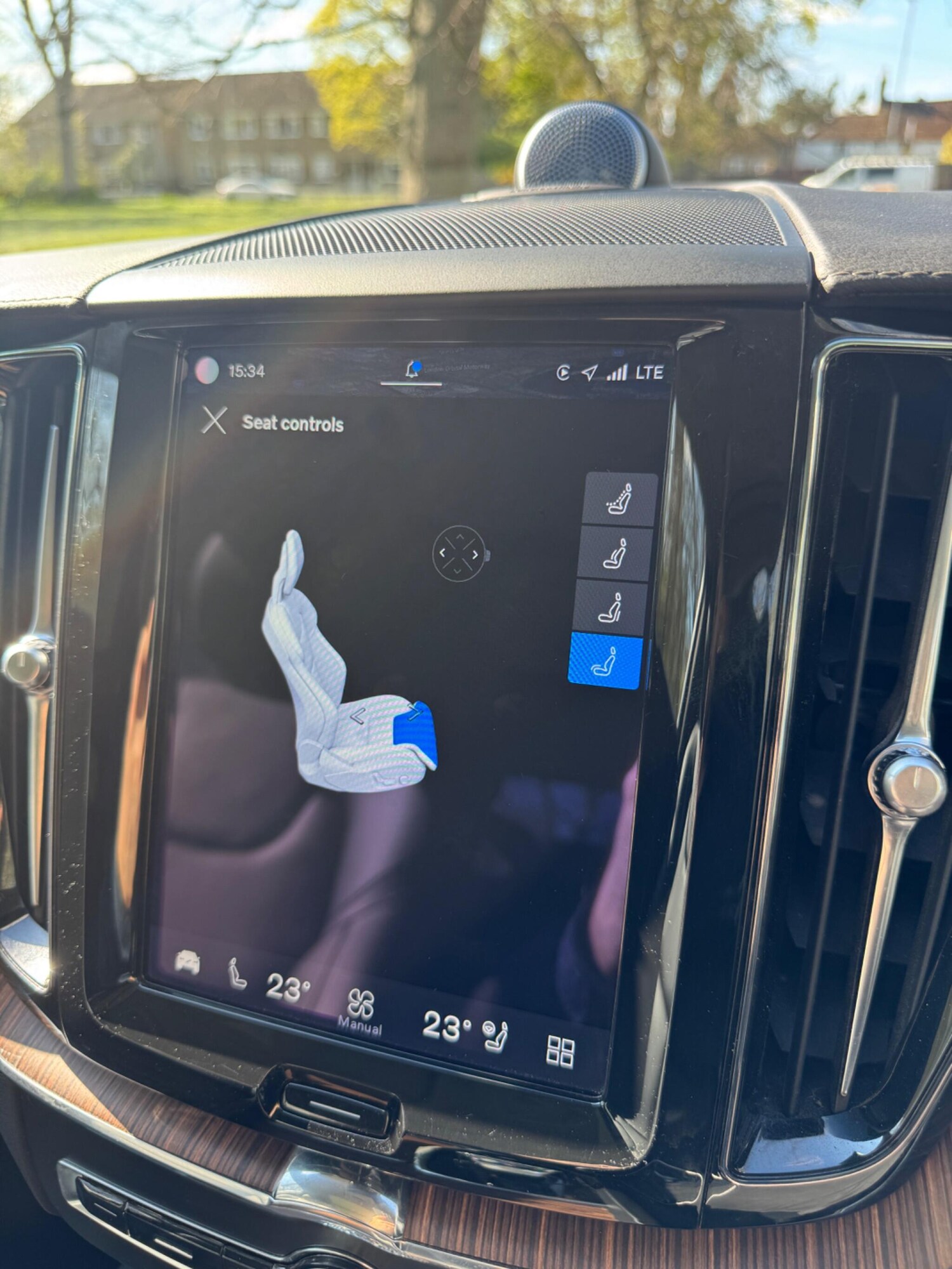 Used Volvo XC60 2023 for sale - 78116360: Photo 83