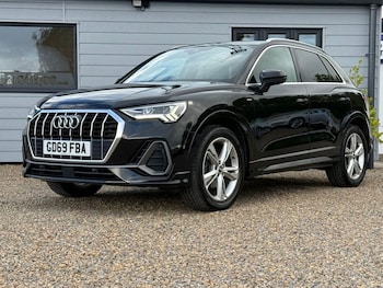Audi - Q3