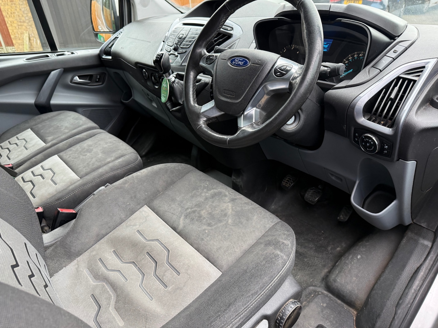 Used Ford Transit Custom 2017 for sale - 77850584: Photo 8
