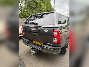 Used Toyota Hilux 2023 for sale - 78605713: Photo