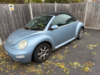 Used Volkswagen Beetle 2004 for sale - 76267789: Photo