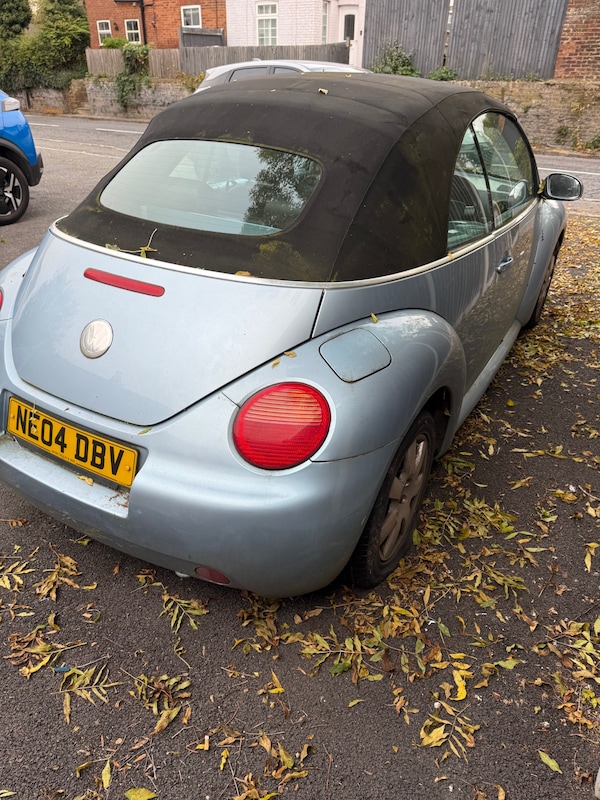 Used Volkswagen Beetle 2004 for sale - 76267789: Photo 4