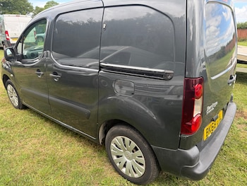 Used Citroen Berlingo 2018 for sale - 78819708: Photo
