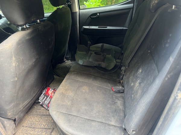 Used Isuzu D-Max 2015 for sale - 74858283: Photo 6