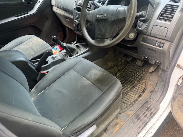 Used Isuzu D-Max 2015 for sale - 74858283: Photo 9