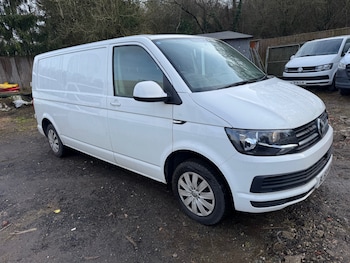 Used Volkswagen Transporter 2018 for sale - 77701951: Photo