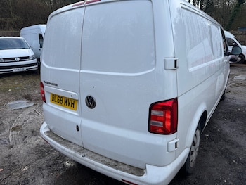 Used Volkswagen Transporter 2018 for sale - 77701951: Photo