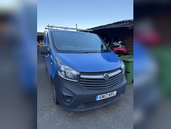 Used Vauxhall Vivaro 2017 for sale - 77052299: Photo