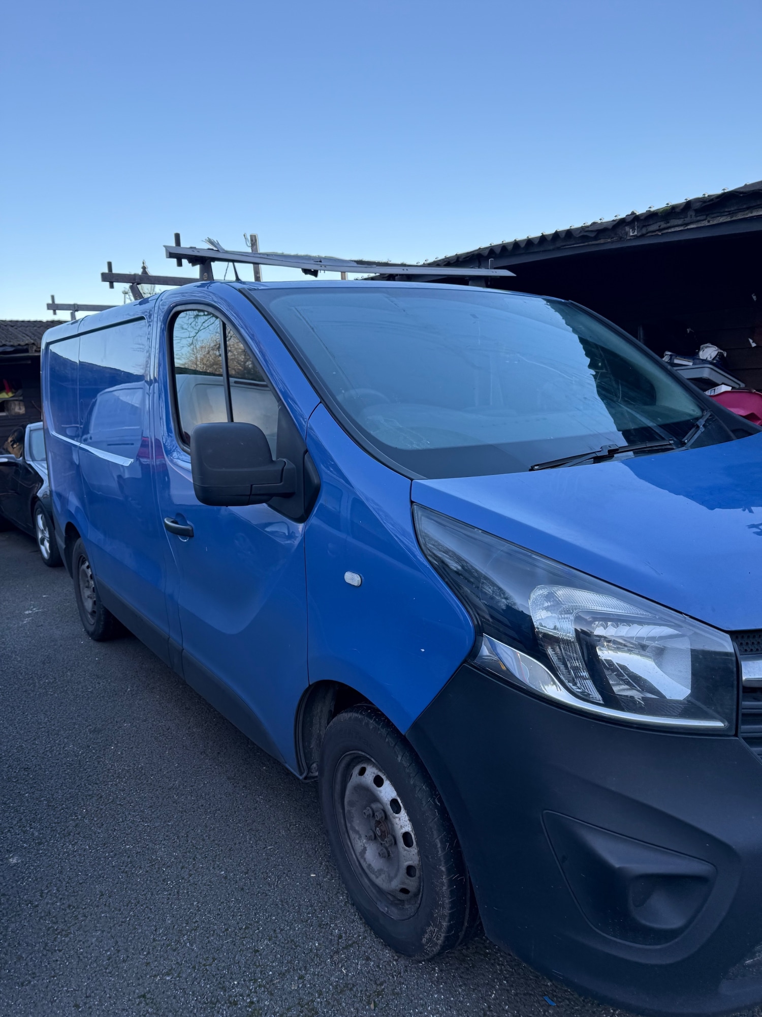 Used Vauxhall Vivaro 2017 for sale - 77052299: Photo 2