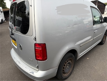 Used Volkswagen Caddy 2017 for sale - 75575694: Photo