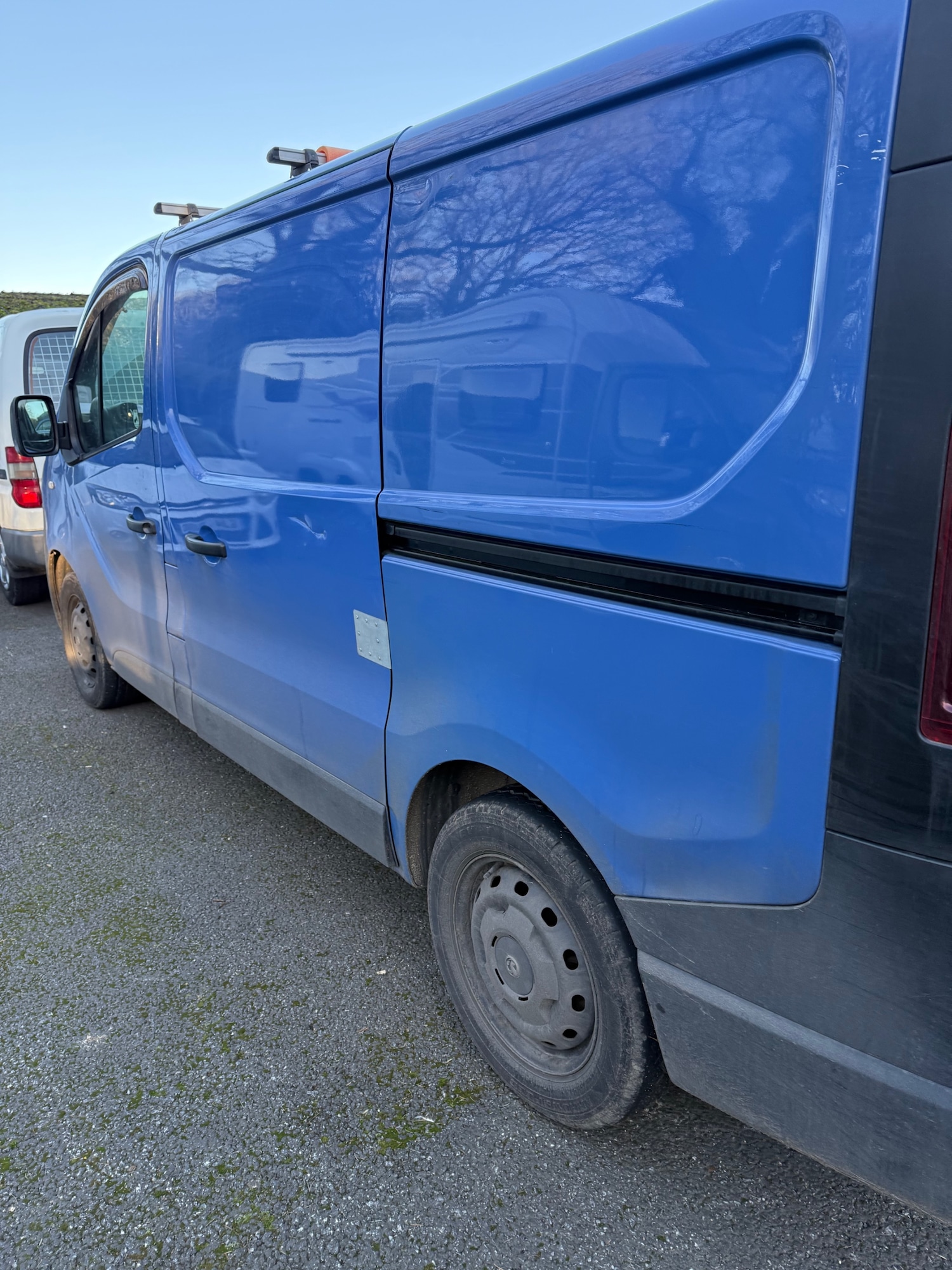 Used Vauxhall Vivaro 2016 for sale - 77052297: Photo 3