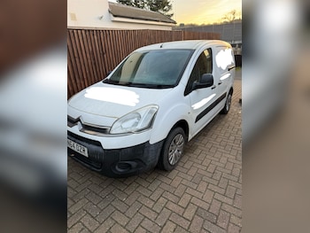 Used Citroen Berlingo 2014 for sale - 76664667: Photo
