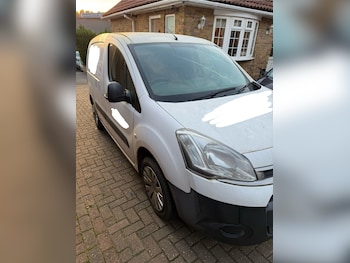 Used Citroen Berlingo 2014 for sale - 76664667: Photo