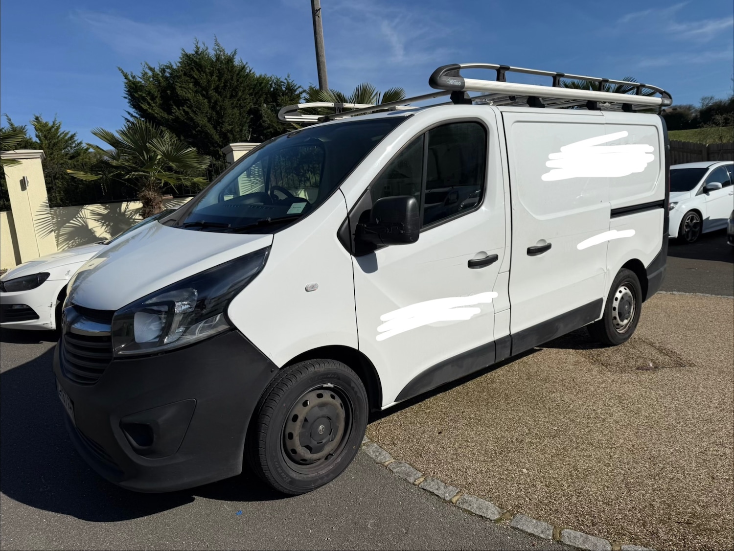 Used Vauxhall Vivaro 2017 for sale - 77732624: Photo 2