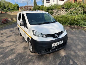 Used Nissan NV200 2018 for sale - 75491369: Photo