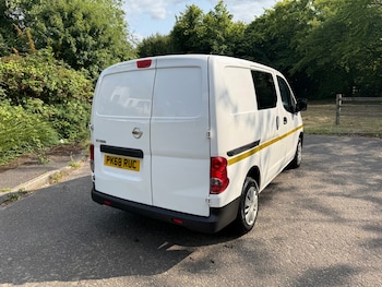 Used Nissan NV200 2018 for sale - 75491369: Photo