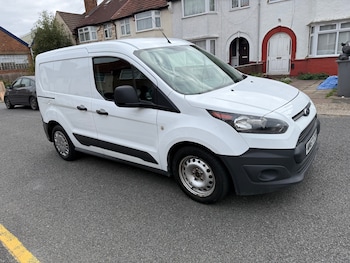 Ford Transit Connect feature image 2