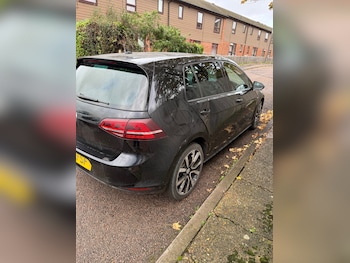 Used Volkswagen Golf 2016 for sale - 76494935: Photo