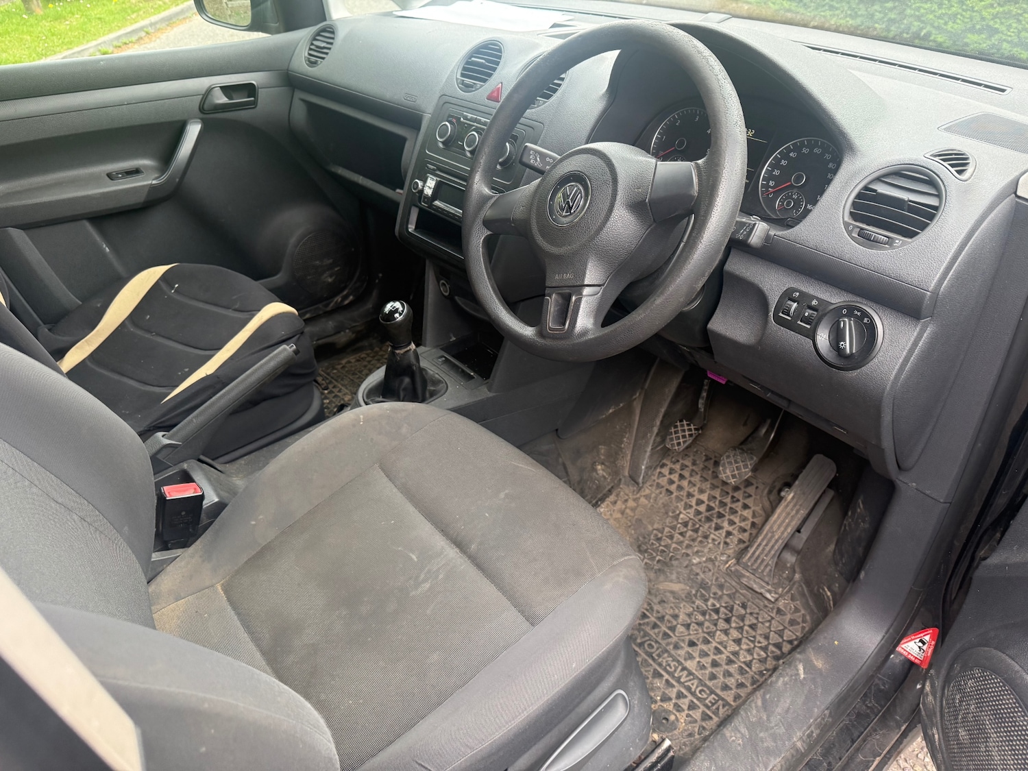 Used Volkswagen Caddy 2015 for sale - 78180120: Photo 6