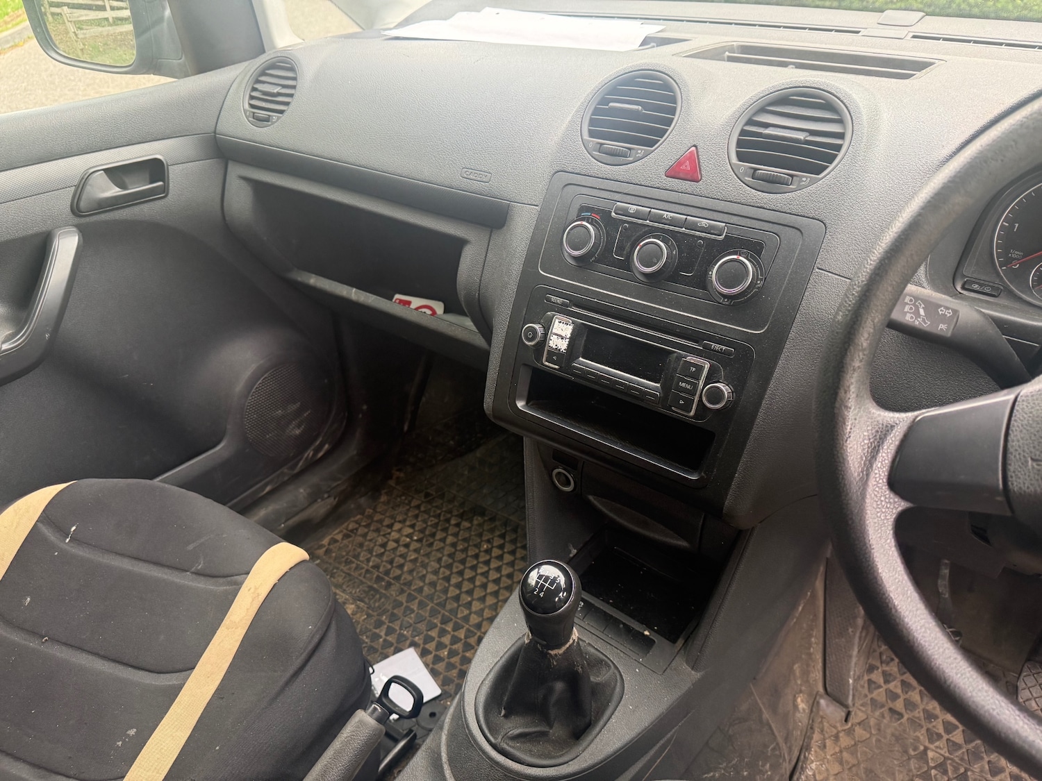 Used Volkswagen Caddy 2015 for sale - 78180120: Photo 7