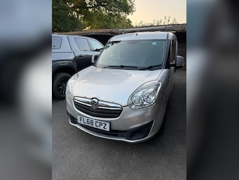 Used Vauxhall Combo 2018 for sale - 75376635: Photo