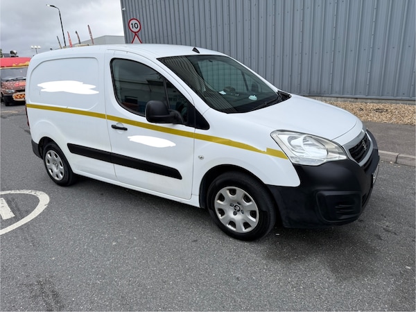 Used Peugeot Partner 2016 for sale - 76306096: Photo 2
