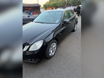 Used Mercedes-Benz E Class 2010 for sale - 79223145: Photo