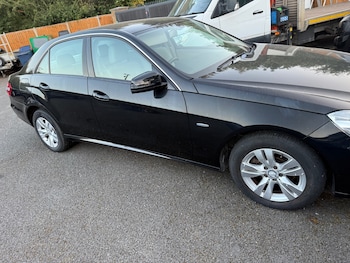 Used Mercedes-Benz E Class 2010 for sale - 79223145: Photo