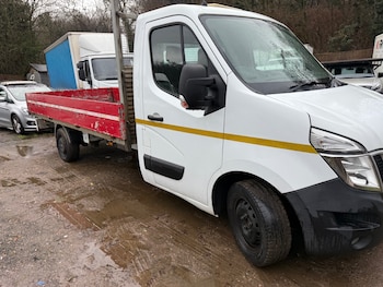 Used Nissan NV400 2018 for sale - 77233988: Photo