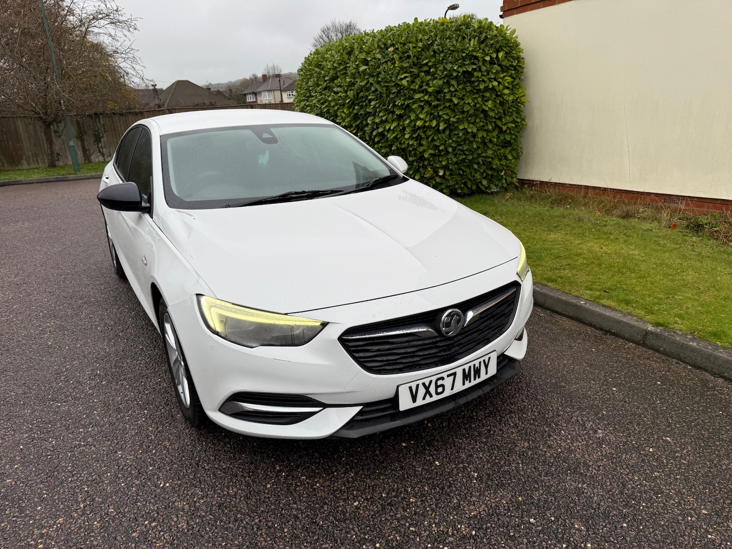 Used Vauxhall Insignia 2017 for sale - 76796656: Photo 1
