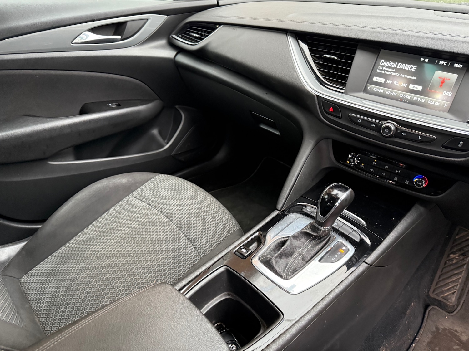 Used Vauxhall Insignia 2017 for sale - 76796656: Photo 7