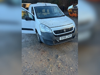 Used Peugeot Partner 2016 for sale - 76797498: Photo