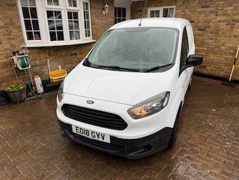 Ford - Transit Courier