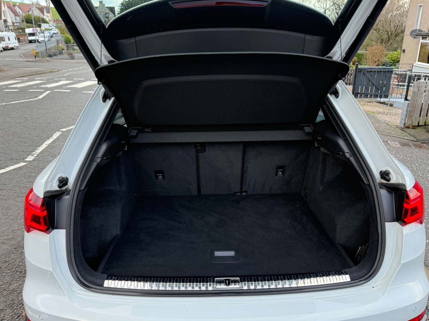 Used Audi Q3 2021 for sale - 76830856: Photo 17