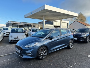 Used Ford Fiesta 2018 for sale - 76830896: Photo