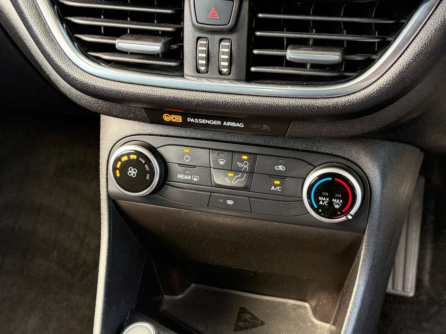 Used Ford Fiesta 2018 for sale - 76830896: Photo 20