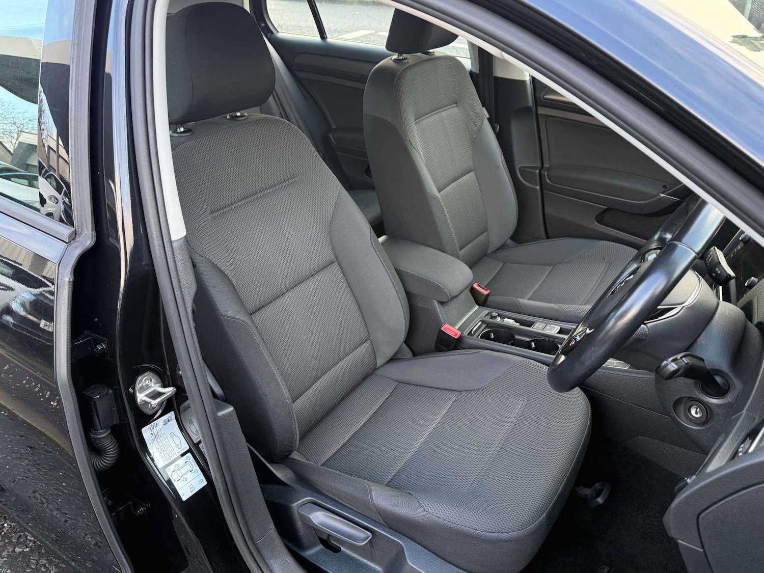 Used Volkswagen Golf 2019 for sale - 77101408: Photo 10