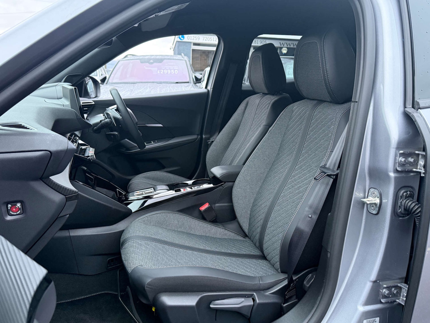 Used Peugeot 2008 2025 for sale - 77280648: Photo 15