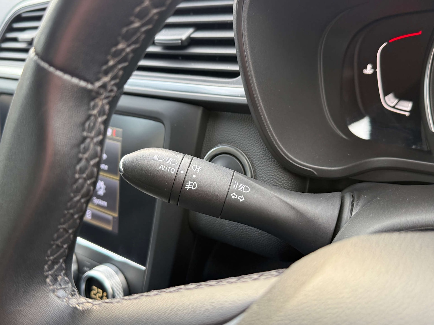 Used Renault Kadjar 2019 for sale - 77749054: Photo 22