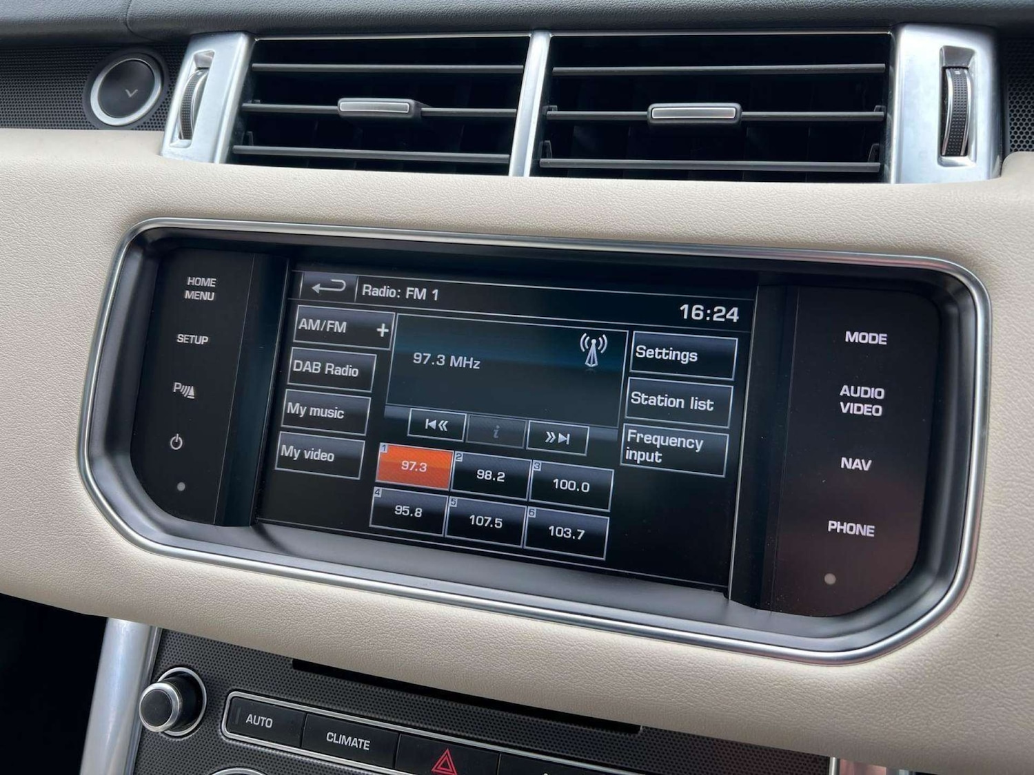 Used Land Rover Range Rover Sport 2014 for sale - 76830965: Photo 18