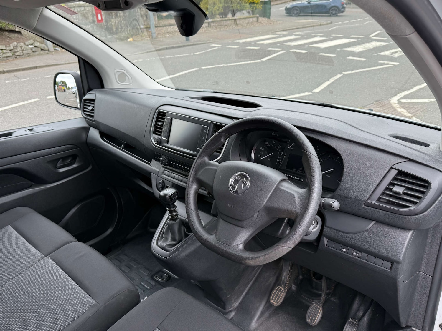 Used Vauxhall Vivaro 2023 for sale - 76885175: Photo 2