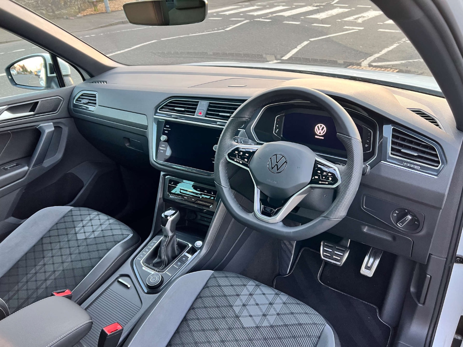 Used Volkswagen Tiguan 2022 for sale - 76830916: Photo 2