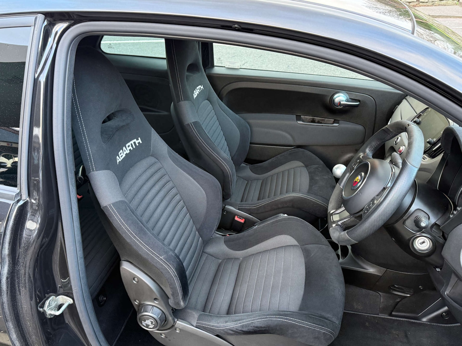 Used Abarth 595 2022 for sale - 76830910: Photo 11