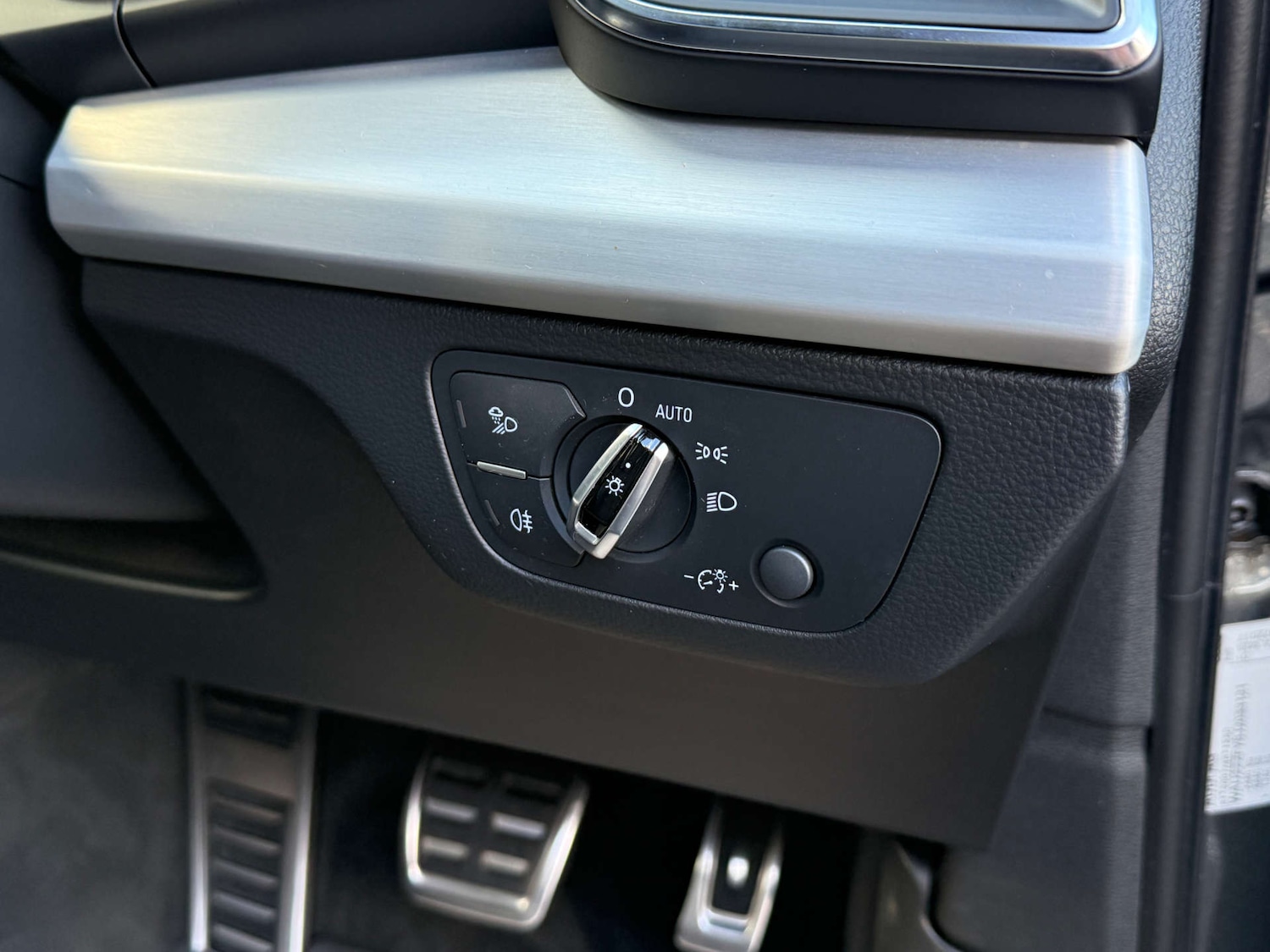 Used Audi Q5 2017 for sale - 76830936: Photo 29