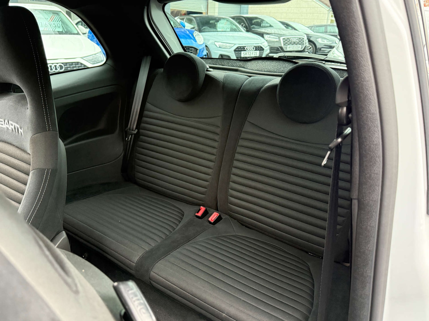 Used Abarth 595 2022 for sale - 76830925: Photo 21