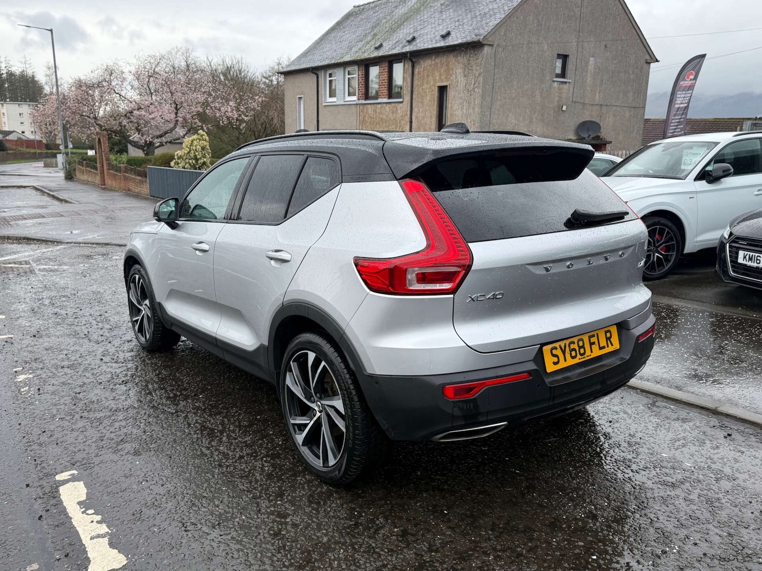Used Volvo XC40 2018 for sale - 78097325: Photo 3