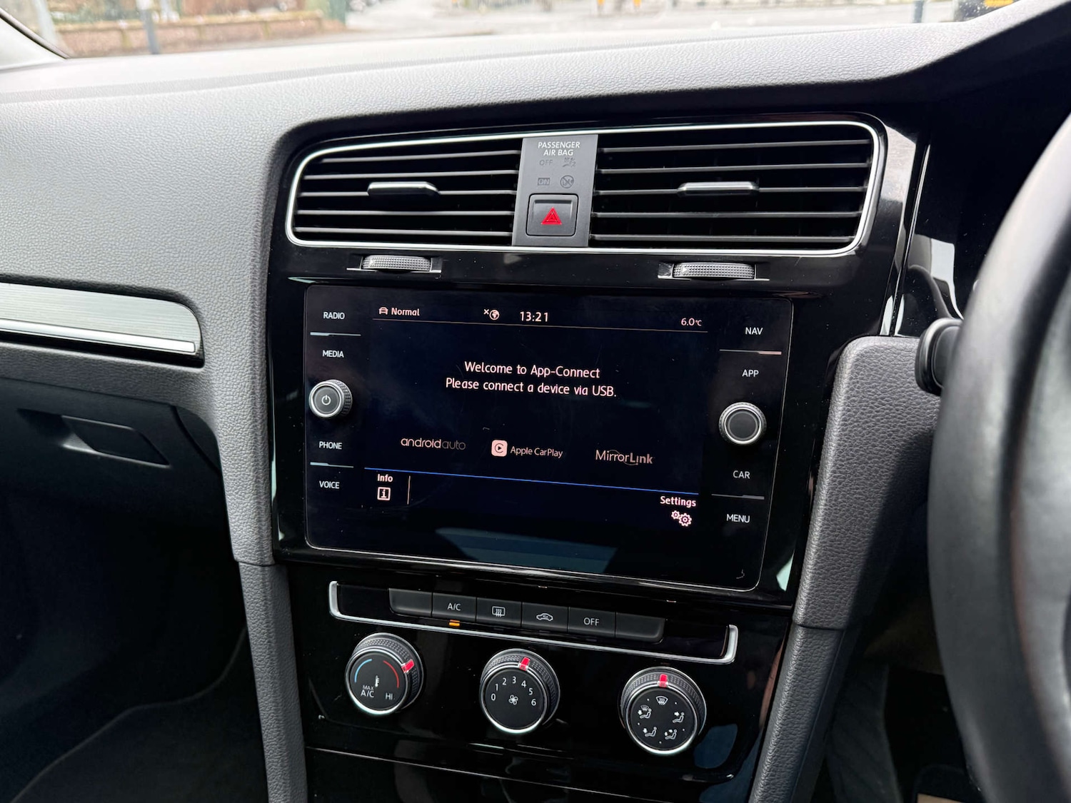 Used Volkswagen Golf 2018 for sale - 77312215: Photo 22