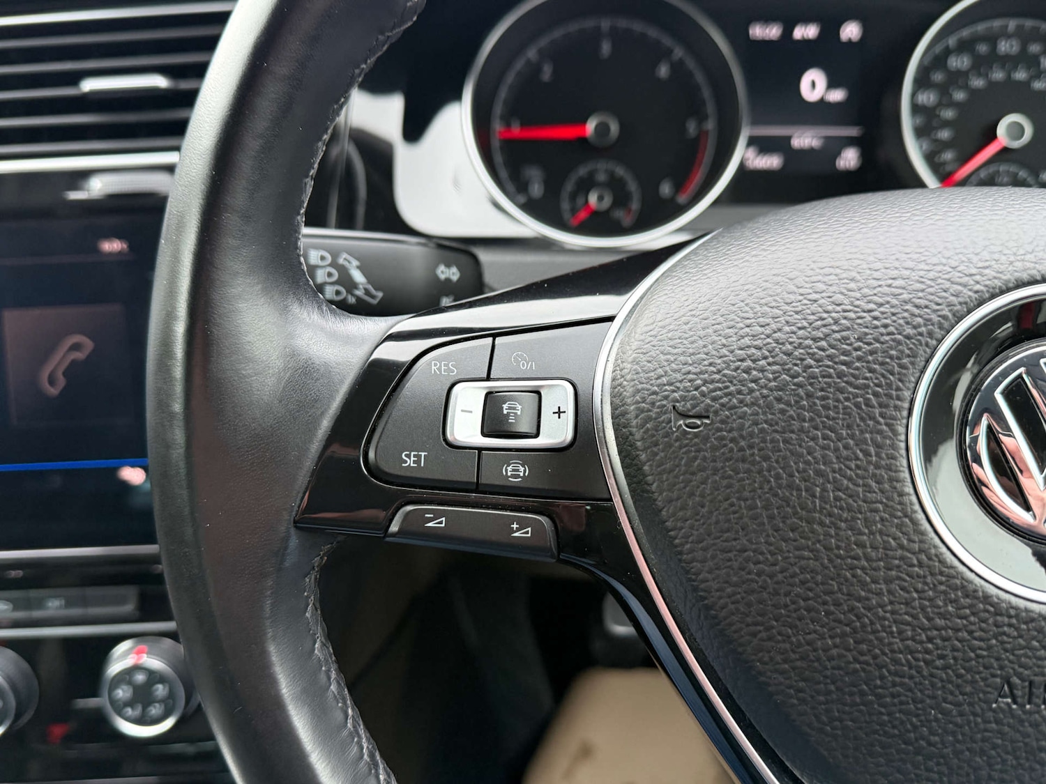 Used Volkswagen Golf 2018 for sale - 77312215: Photo 24