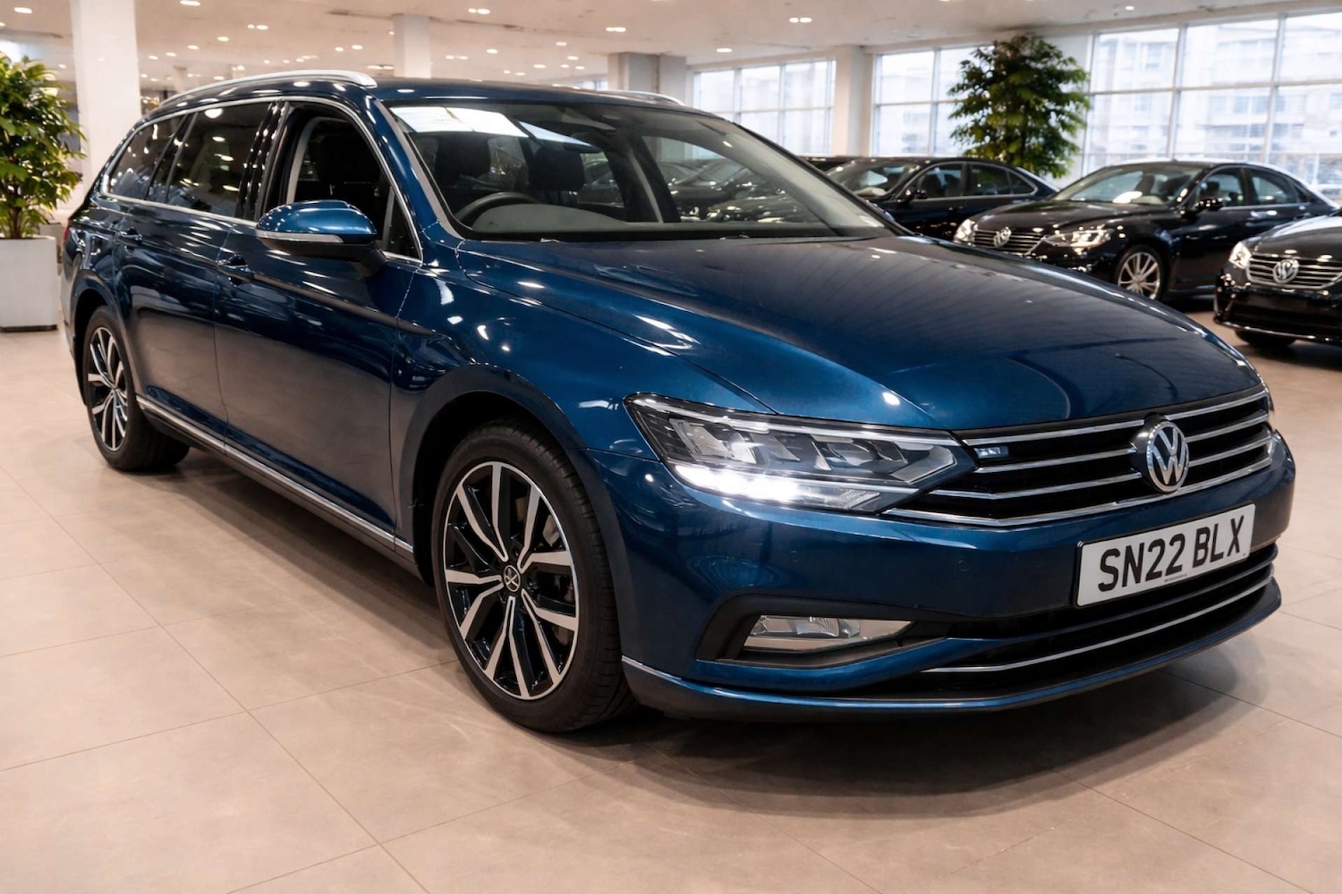 Used Volkswagen Passat 2022 for sale - 77978799: Photo 1