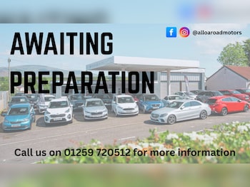 Used Abarth 695 2023 for sale - 77805492: Photo